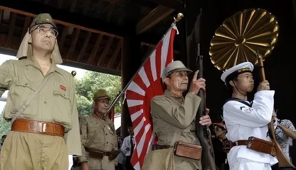 日本首相石破茂车祸现场曝光，事件深度解析