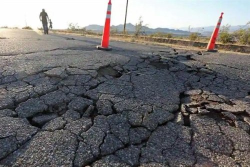 美国加州近海发生7.0级地震，自然力量的挑战与震撼