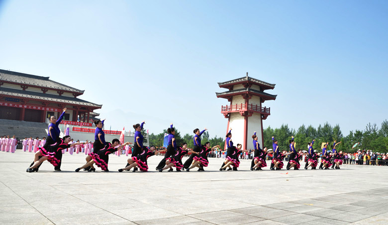 灵丘县体育馆领导团队，引领变革，塑造未来之力