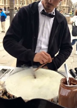 陕西美食之旅，俄罗斯帅哥与煎饼果子的美味奇缘